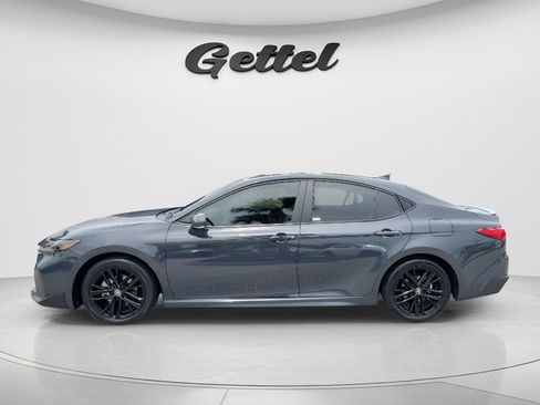 Certified 2025 Toyota Camry SE FWD image 8