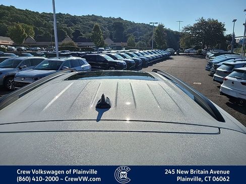 New 2026 Volkswagen Atlas Peak Edition image 14