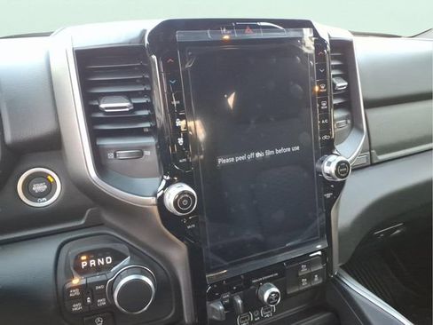 New 2026 RAM 1500 4x4 Crew Cab image 20