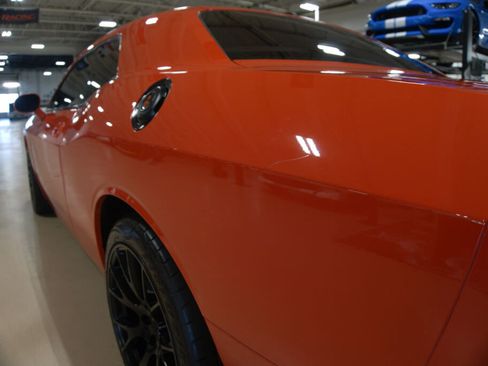 Used 2009 Dodge Challenger R/T image 16