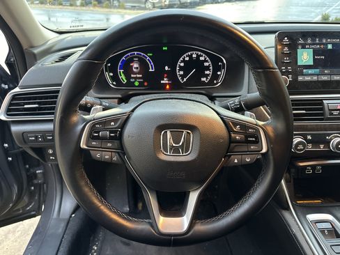 Used 2021 Honda Accord Touring image 18