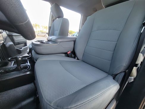 Used 2015 RAM 3500 Tradesman w/ Chrome Appearance Group AWD/4WD image 29