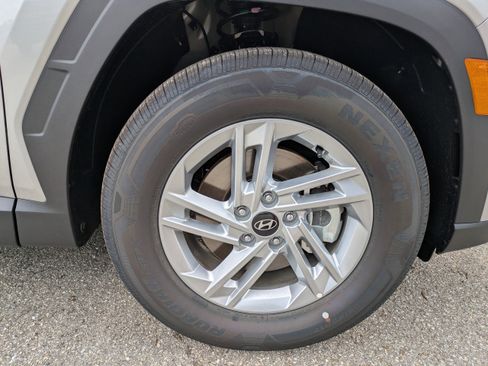 New 2026 Hyundai Tucson SE FWD image 12