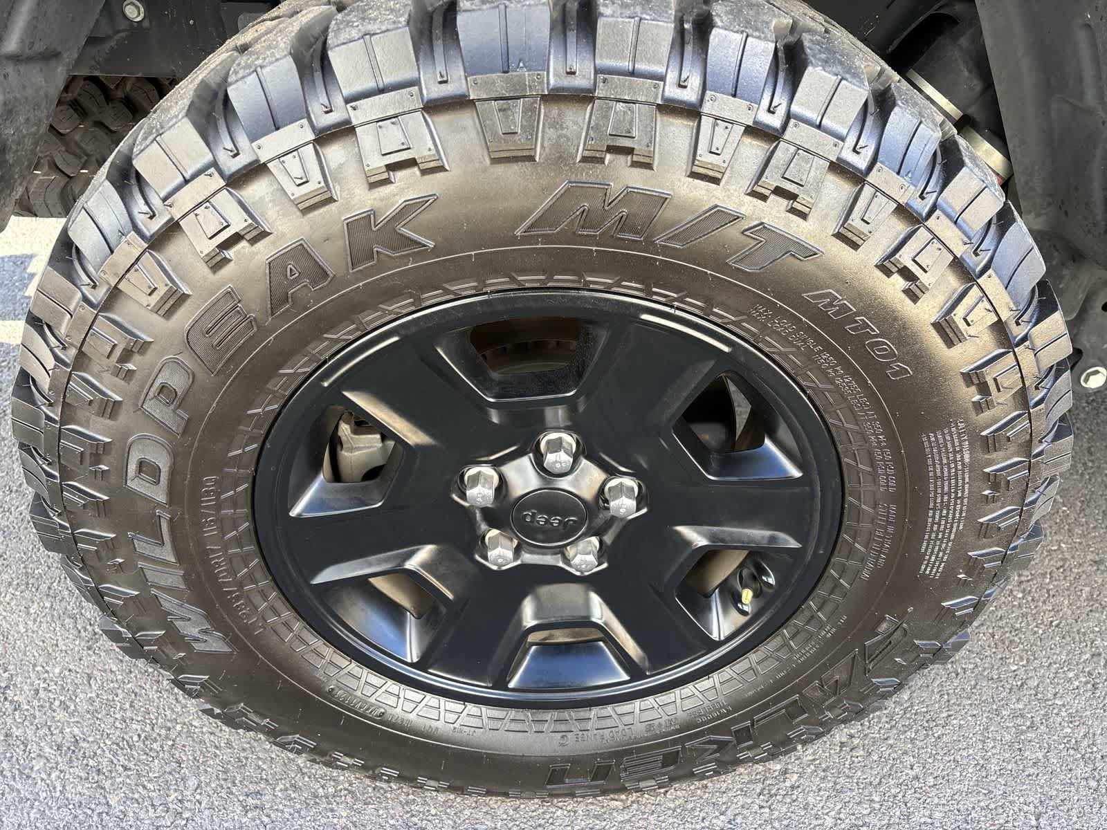 Used 2021 Jeep Gladiator Mojave AWD/4WD image 7