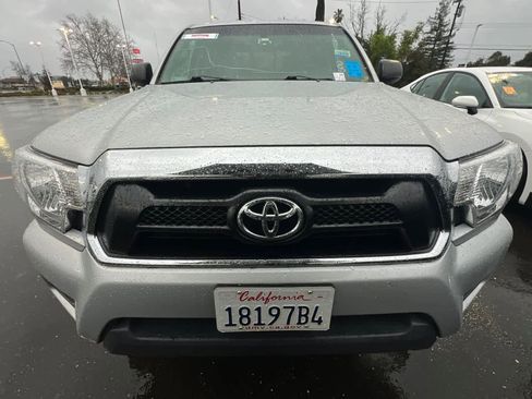 Used 2012 Toyota Tacoma 4x4 Double Cab w/ TRD Off-Road Pkg image 6