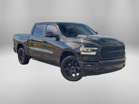 Used 2024 RAM 1500 Laramie AWD/4WD image 5