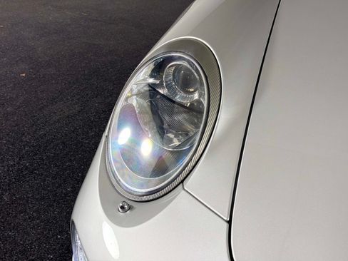 Used 2010 Porsche 911 Carrera 4S AWD/4WD image 9