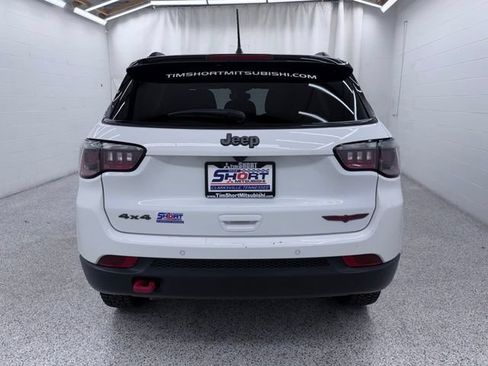 Used 2025 Jeep Compass Trailhawk AWD/4WD image 3