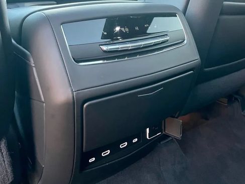Used 2023 Cadillac Escalade V AWD/4WD image 15
