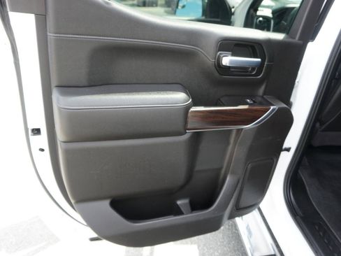 Used 2020 GMC Sierra 1500 SLT w/ SLT Premium Package AWD/4WD image 14