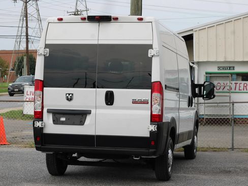 Used 2021 RAM ProMaster 2500 FWD image 8