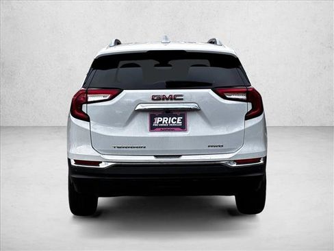 Used 2023 GMC Terrain SLT image 6