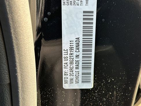 New 2026 Chrysler Pacifica Select image 35