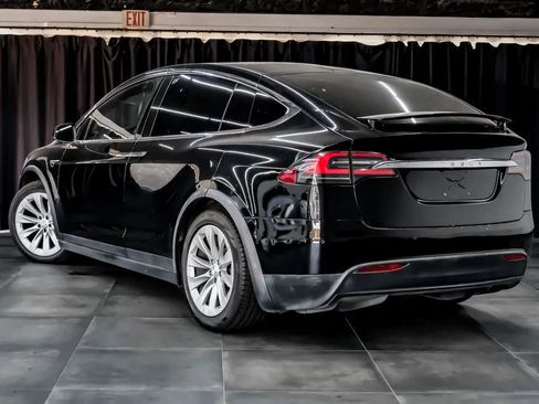Used 2020 Tesla Model X Long Range AWD/4WD image 14