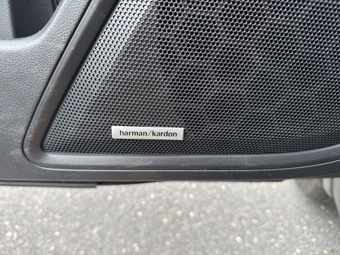 Certified 2025 Subaru Outback Limited image 26