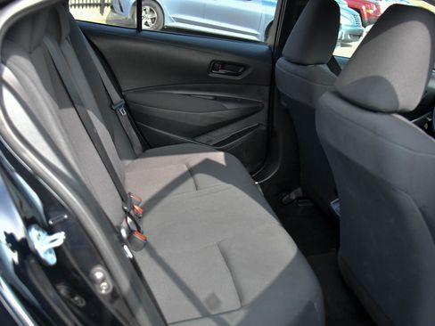 Used 2024 Toyota Corolla LE image 39