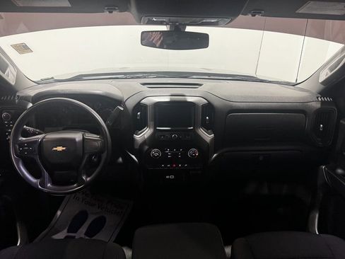 Used 2021 Chevrolet Silverado 1500 Custom image 2