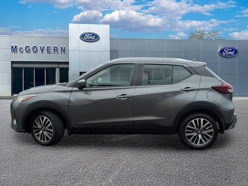 Used 2021 Nissan Kicks SV FWD image 9