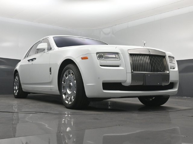Used 2013 Rolls-Royce Ghost RWD image 32