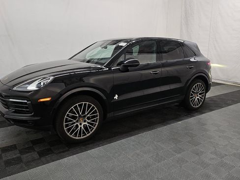 Used 2023 Porsche Cayenne image 7