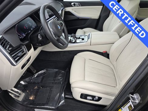 Certified 2023 BMW X5 xDrive40i w/ M Sport Package image 9