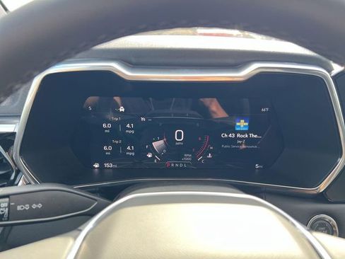 New 2026 GMC Canyon Elevation image 15