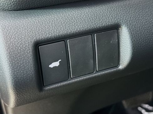 New 2026 Honda Pilot Sport image 9