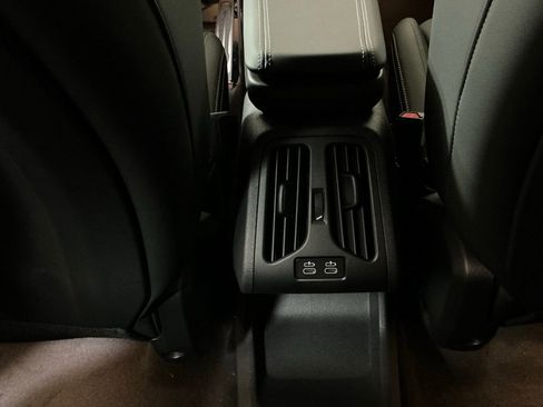 New 2026 BMW X1 xDrive28i w/ Technology Package image 28