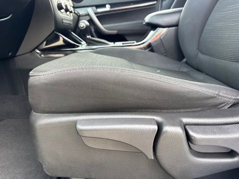 Used 2014 Kia Sorento LX image 12