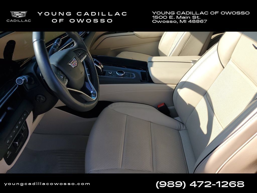 Certified 2024 Cadillac Escalade Premium Luxury w/ Performance Package AWD/4WD image 8
