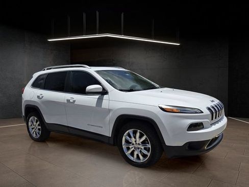 Used 2016 Jeep Cherokee Limited FWD image 1