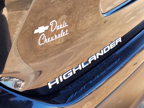 Used 2023 Toyota Highlander L image 13