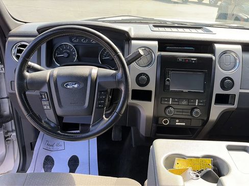 Used 2011 Ford F150 XLT w/ XLT Convenience Pkg image 16