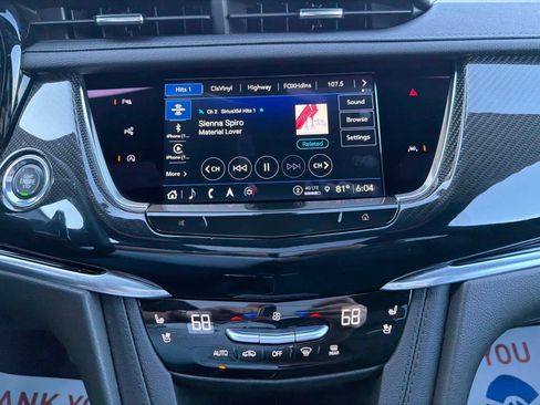 Used 2024 Cadillac XT6 Sport w/ LPO, ONYX Package AWD/4WD image 7