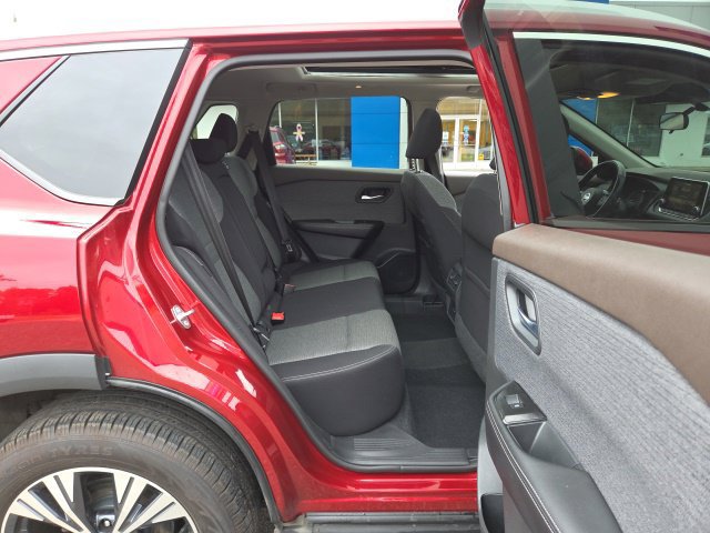 Used 2021 Nissan Rogue SV AWD/4WD image 45