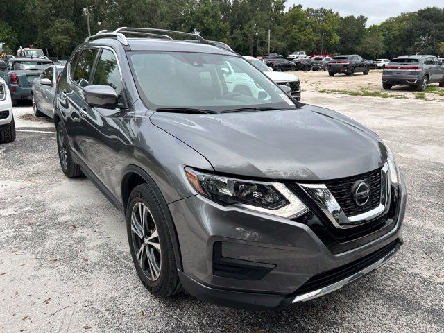 Used 2019 Nissan Rogue SV w/ Premium Package FWD image 1