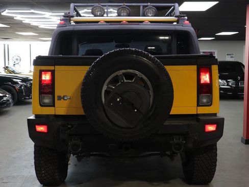 Used 2005 HUMMER H2 SUT w/ Preferred Equipment Group image 5