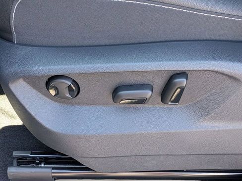 New 2026 Volkswagen Atlas SE image 26