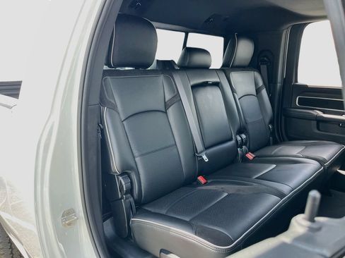 New 2026 RAM 2500 Laramie AWD/4WD image 29