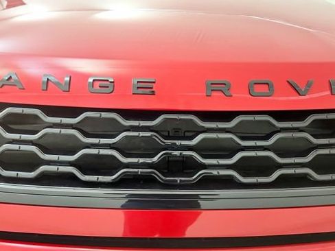 Used 2023 Land Rover Range Rover Evoque R-Dynamic S AWD/4WD image 31