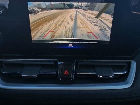 Used 2024 Chevrolet TrailBlazer LT w/ LPO, Blackout Package FWD image 33