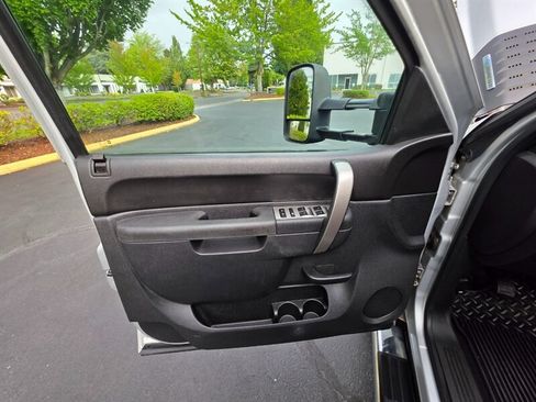 Used 2013 Chevrolet Silverado 3500 LT w/ Interior Plus Package AWD/4WD image 43