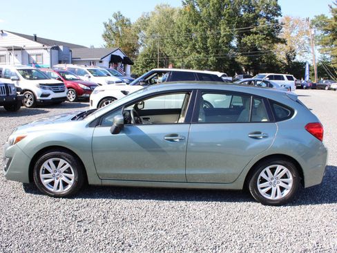 Used 2016 Subaru Impreza 2.0i Premium image 10