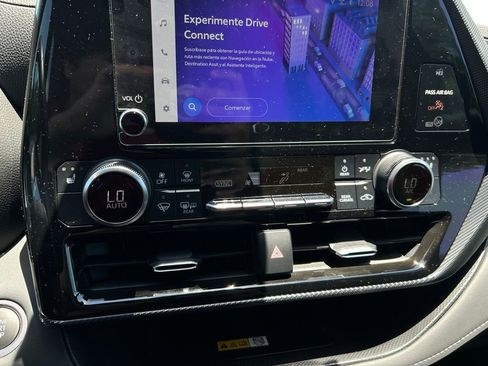 Certified 2024 Toyota Highlander XSE FWD image 25