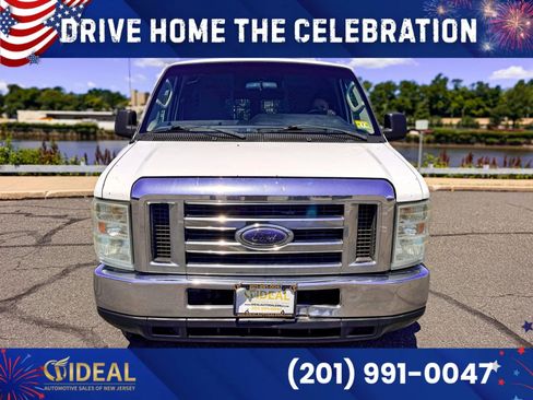 Used 2011 Ford E-350 and Econoline 350 Super Duty w/ Premium Van Group RWD image 3