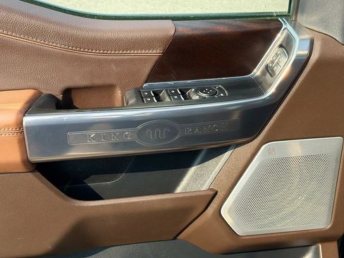 Used 2024 Ford F150 King Ranch w/ FX4 Off-Road Package AWD/4WD image 18