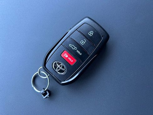 New 2026 Toyota RAV4 XSE AWD/4WD image 31