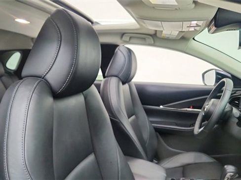 Used 2021 MAZDA CX-30 AWD 2.5 Turbo S image 22