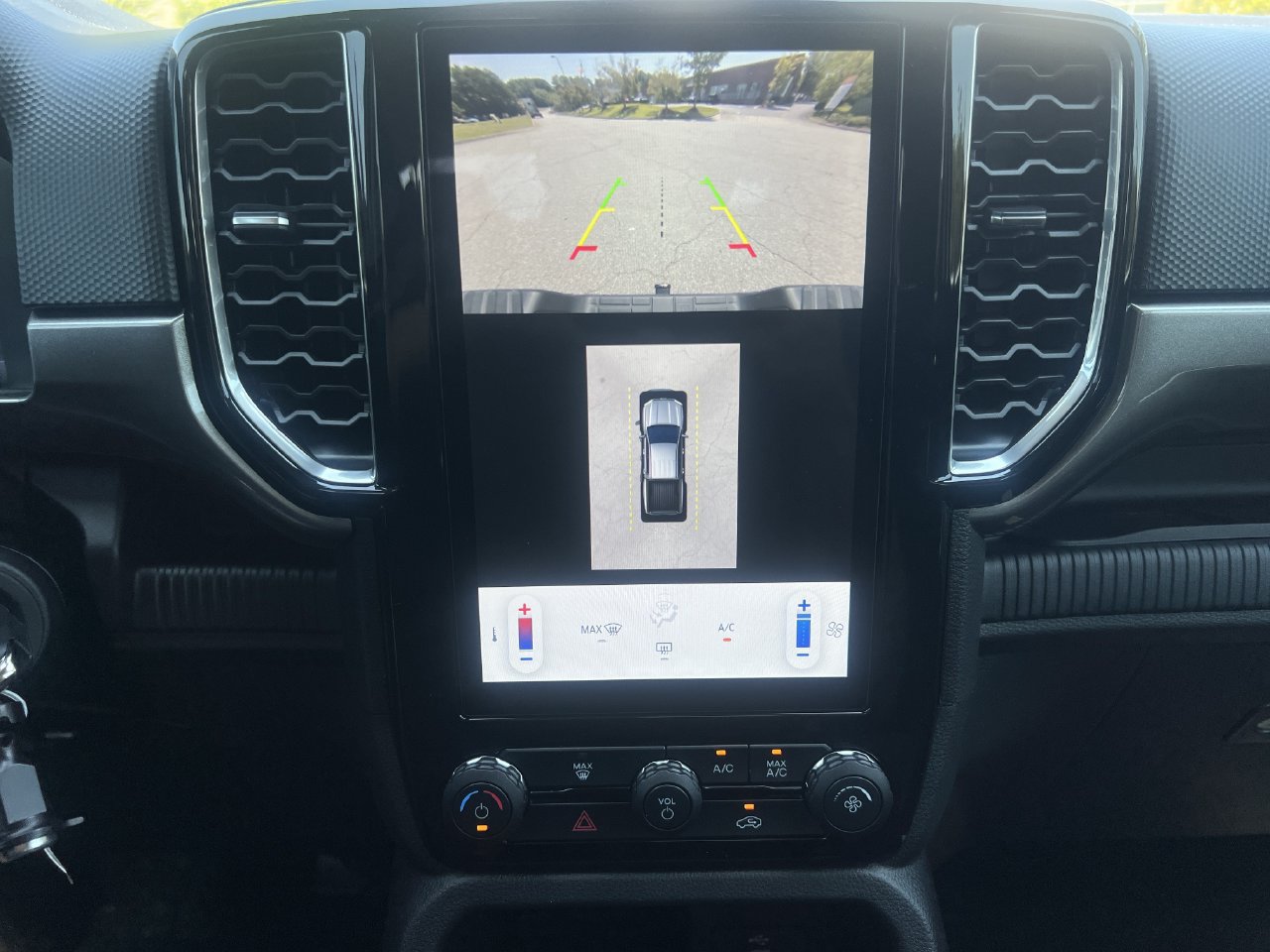 New 2026 Ford Ranger XLT w/ Technology Package RWD image 5