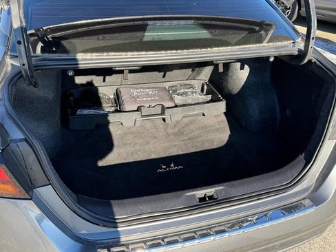 Used 2023 Nissan Altima 2.5 SV image 18
